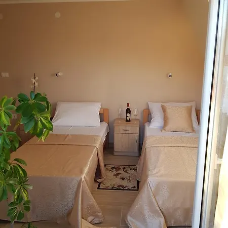 Apartamento Fruskogorska Terasa *