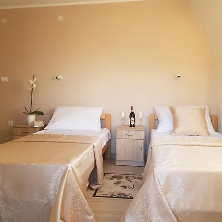 Apartment Fruskogorska Terasa *