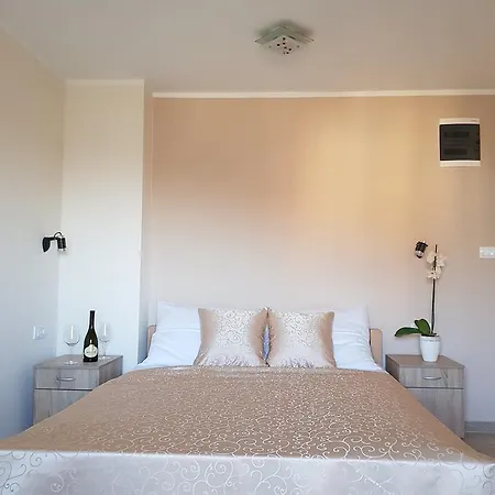 Apartment Fruskogorska Terasa *