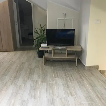 Fruskogorska Terasa Appartement *